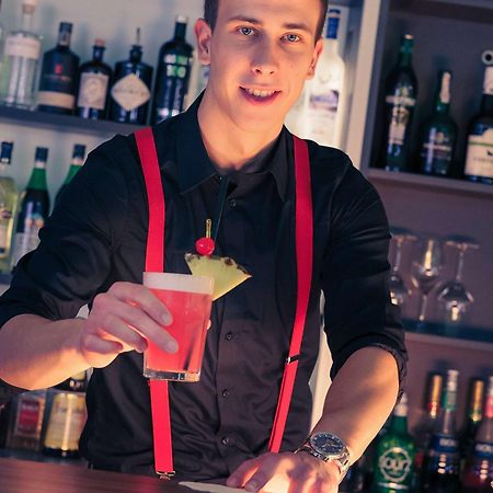 慕尼黑南马萨诸塞美居酒店 外观 照片