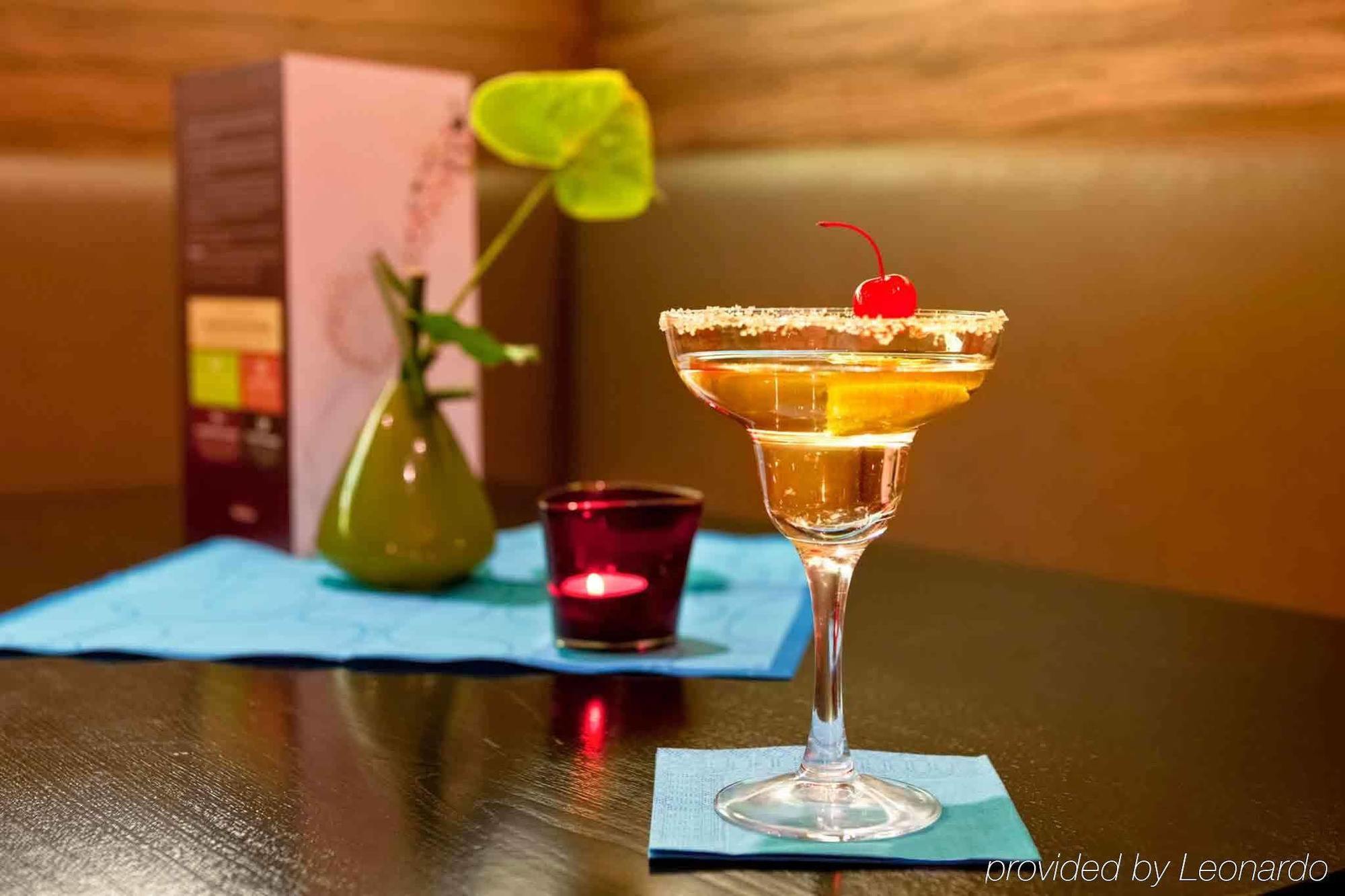 慕尼黑南马萨诸塞美居酒店 外观 照片